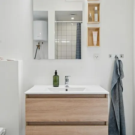 Architect-designed Wooden House At Ertebolle Feriehus *