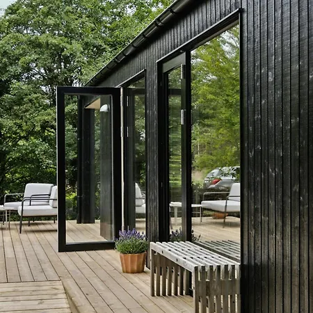 Feriehus Architect-designed Wooden House At Ertebolle