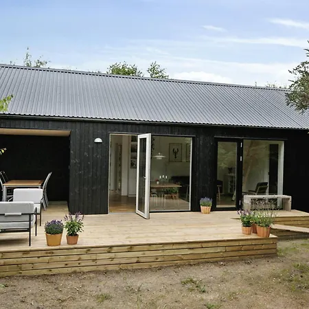 Architect-designed Wooden House At Ertebolle Feriehus *