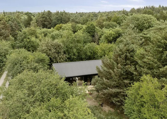 Architect-designed Wooden House At Ertebolle * Farsø
